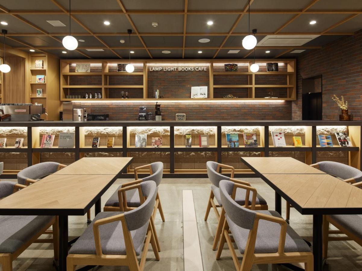 Lamp Light Books Hotel Sapporo Buitenkant foto
